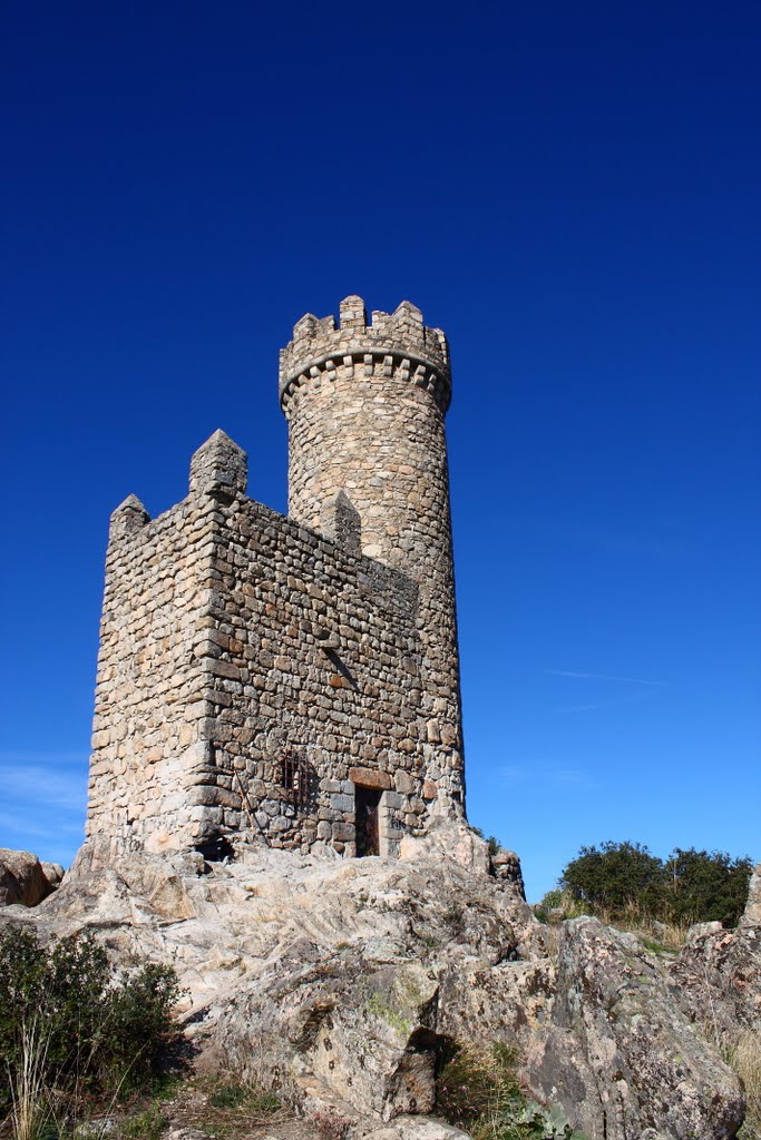 Atalaya de Torrelodones by F. Campayo -  VIEWS, NO THANKS