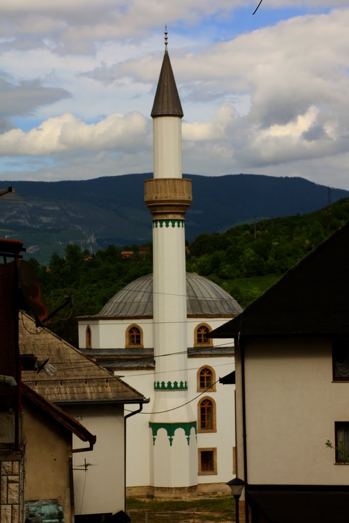 Green Mosque - Esme Sultanija in Jajce by Tania Lugomer-Pomper