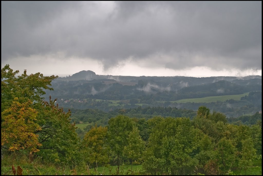 Troskovice-widok ze wzgórza zamkowego-gb-34 by Millotaurus Pierwszy