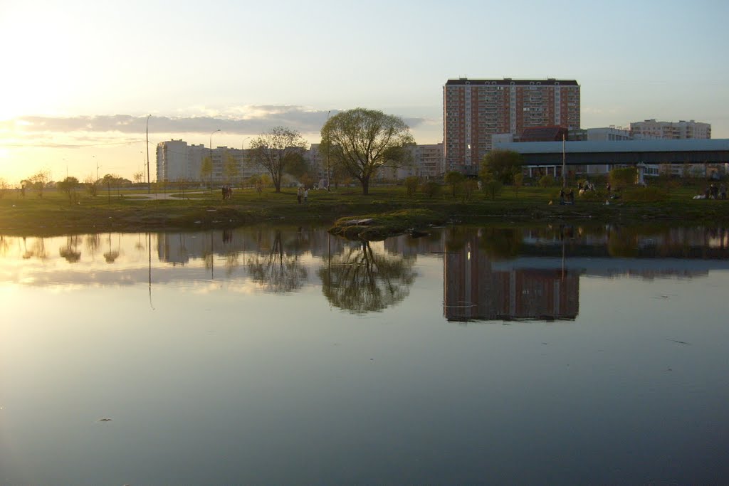 Yuzhnoye Butovo District, Moscow, Russia by Светлана Дмитриева