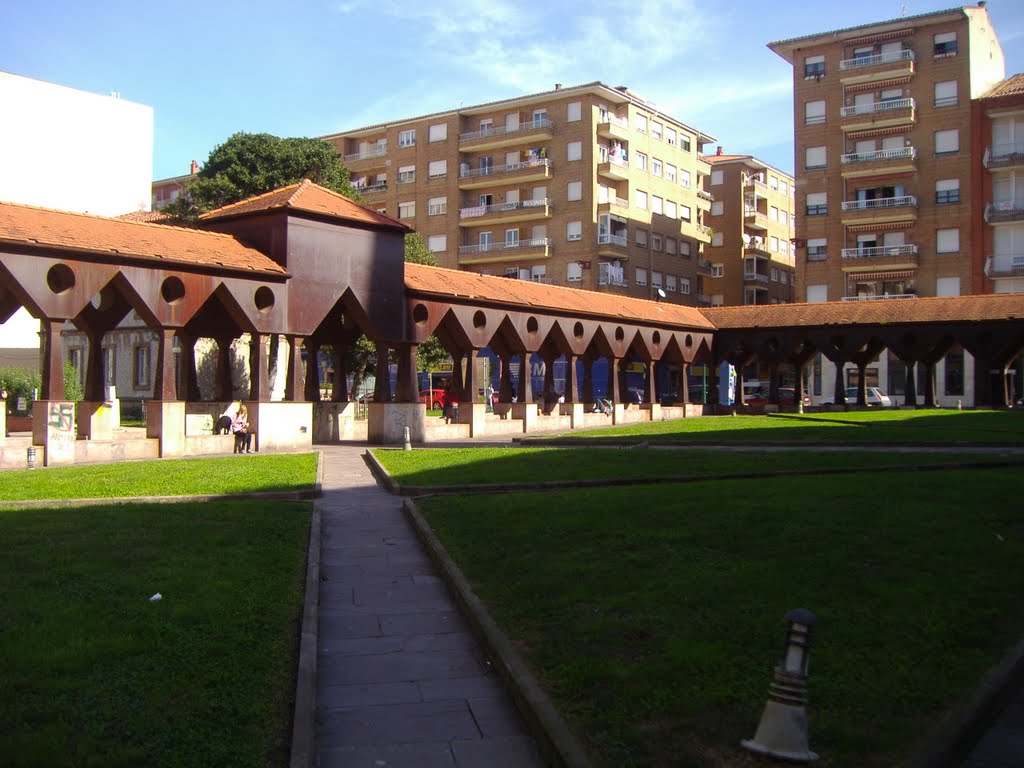 Por el parque de atrás - Torrelavega by Heisser Oberfläche