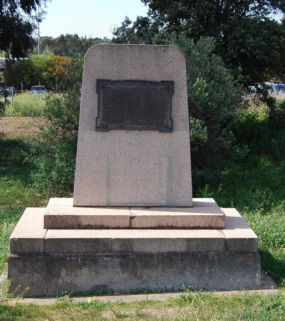 Monument marking the first public offices to be built in Adelaide (1837), later destroyed by fire (1839) by Phaedrus Fleurieu