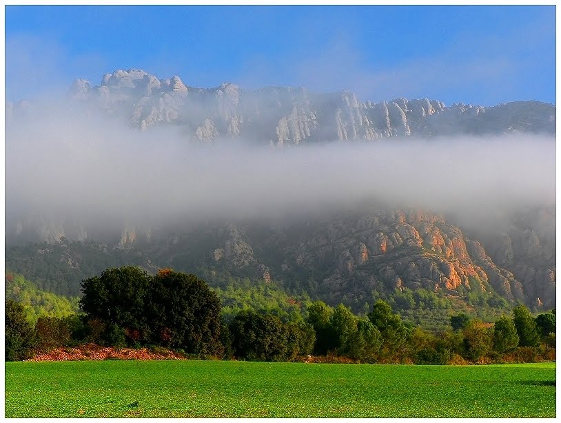 Caresses, Collbató by meteocoll