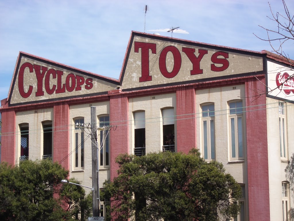 Cyclops Toys Factory (now flats), Leichhardt, Sydney by DerekT