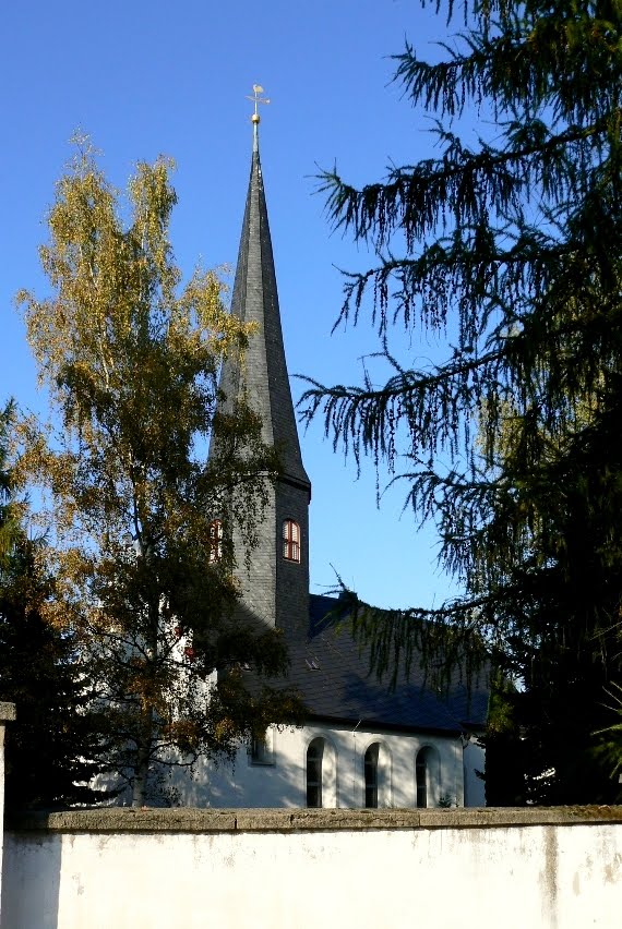 Werdau - Die Kirche vom OT Langenhessen by Thomas Eichler