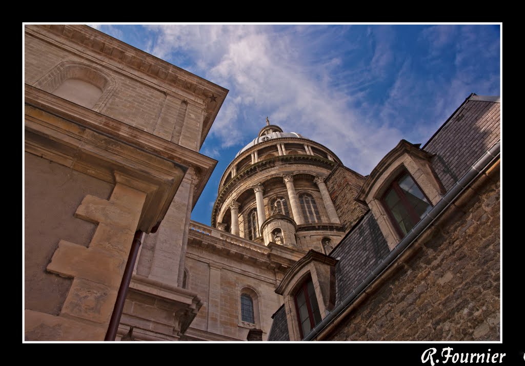 Notre dame de Boulogne by Robert Fournier