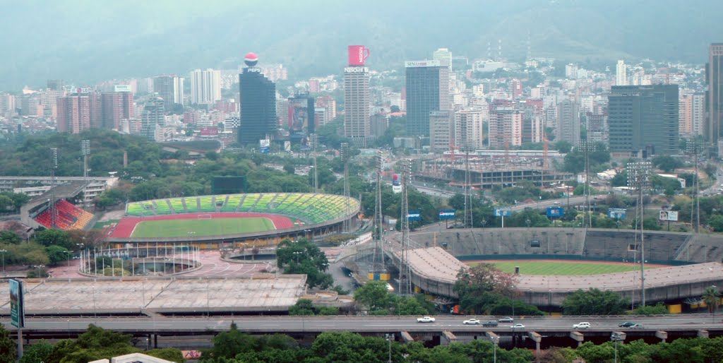 Colinas de Bello Monte, Caracas, Miranda, Venezuela by oskaruiz