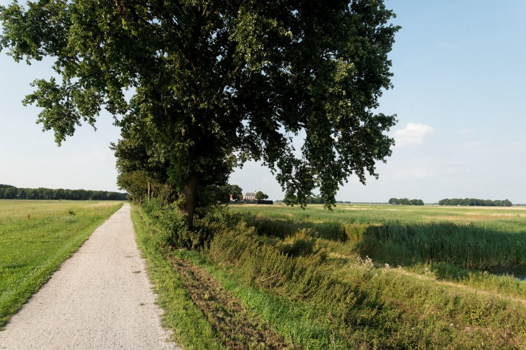 Noordoostpolder - Schokland - Ruïnepad - View NNE towards Middelbuurt & Dutch Reformed Church - Inhabitants were evacuated in 1859 by txllxt TxllxT