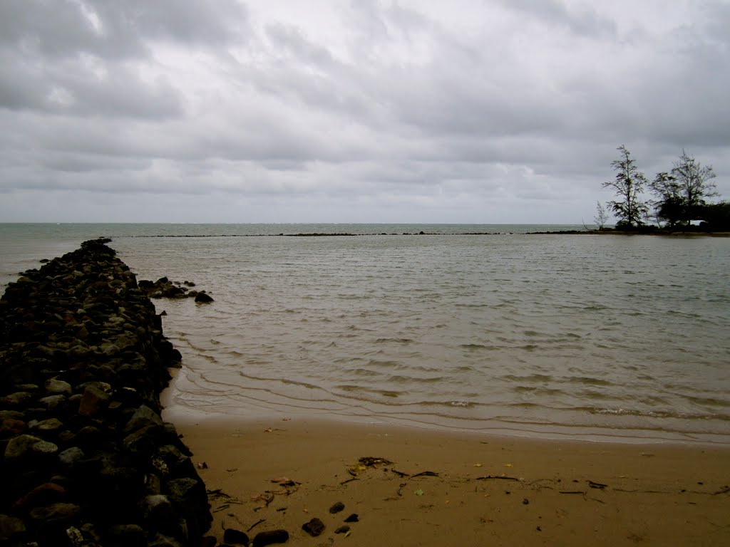 Huilua Fishpond by PhotoBombOahu