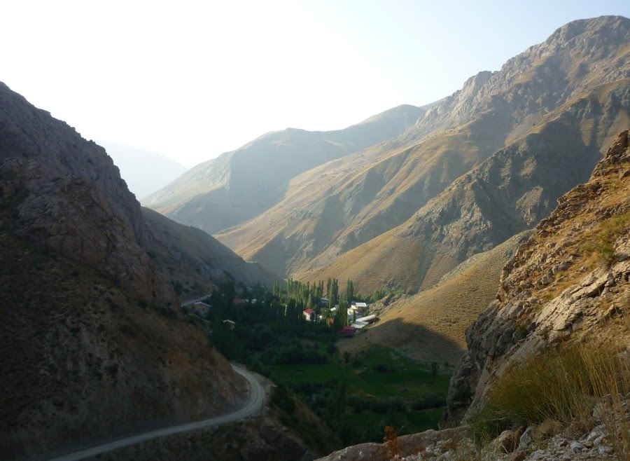 Kohandeh village view from Cave نمای ده کهنده by Tehrani