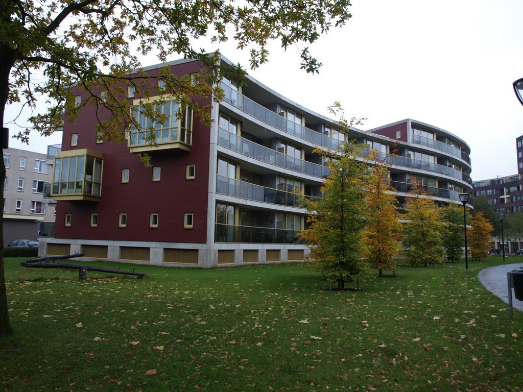 Woongebouw "Goudriaan" van Oving Architecten. by Hans R. van der Woud…