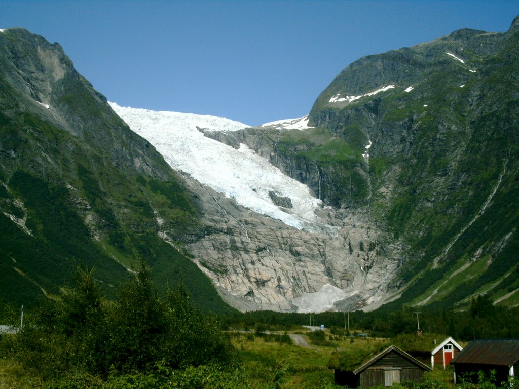 Llengua del Glaciar Jostedalsbreen a Bøya by Valentin Cabrerizo