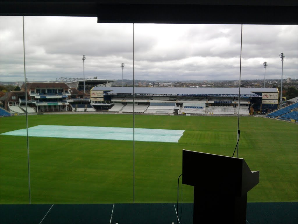 Media Centre - Headingley Stadium by wolveskid12