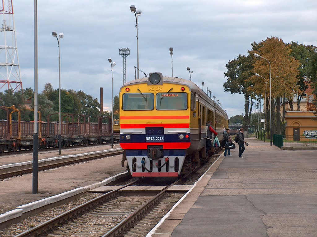 Daugavpils railway station by kgramber