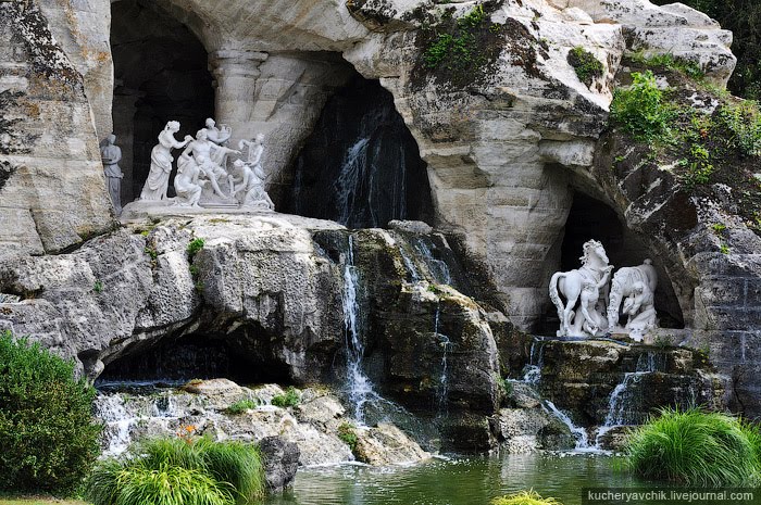 A grotto in Versailles gardens by Pavlo Dyban