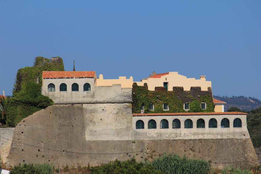 Forte de São Clemente by Silvanna & Rui