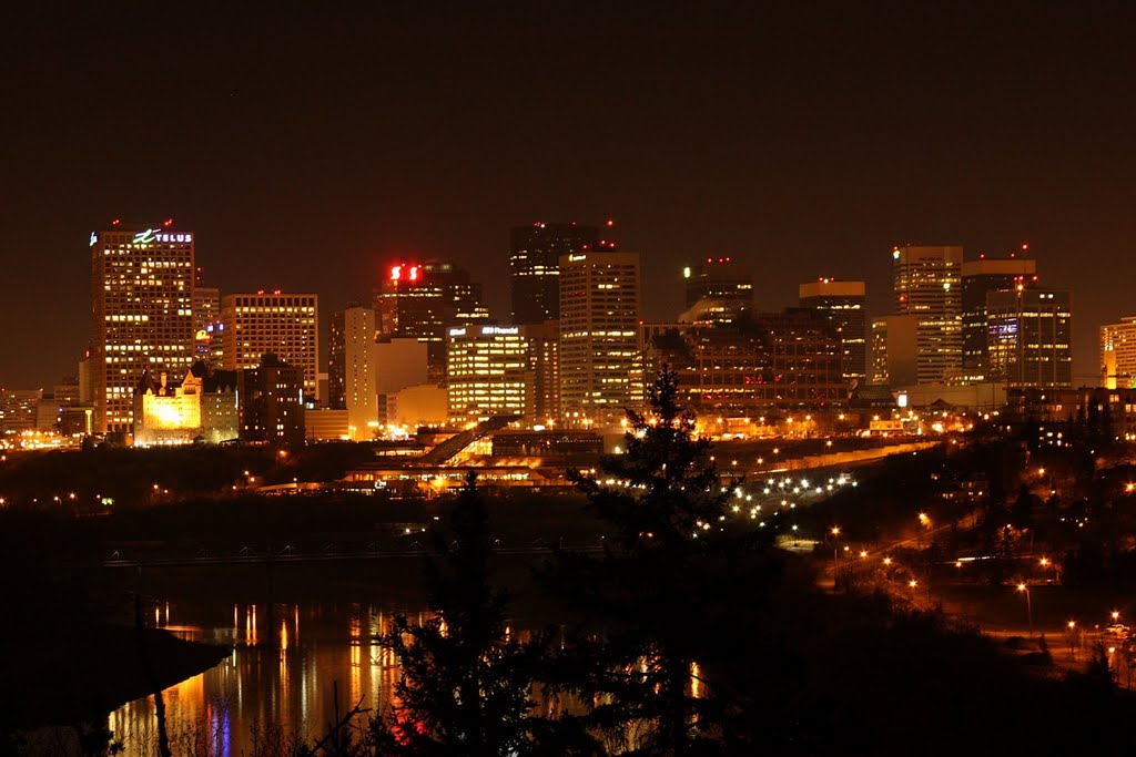 Edmonton at night by Nordenboy