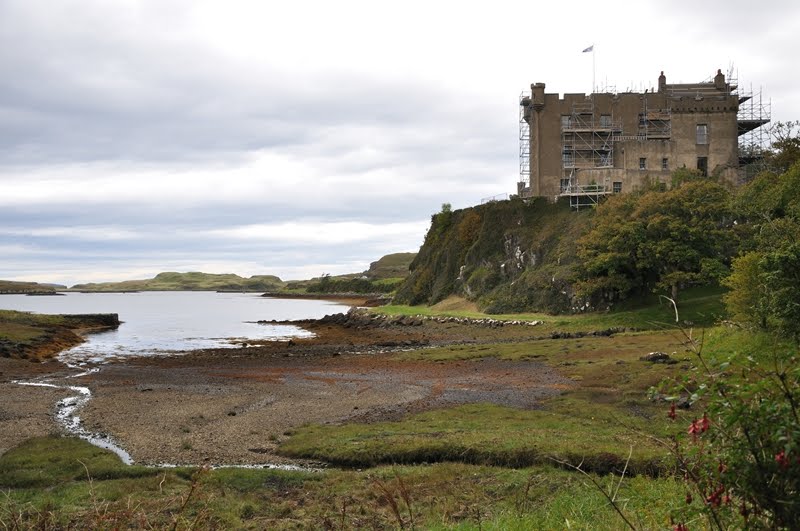 Isle of Skye, scotland, Dunvegan castle by Armin Engst