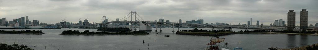 Tokyo Harbour Bridge by bheinemann