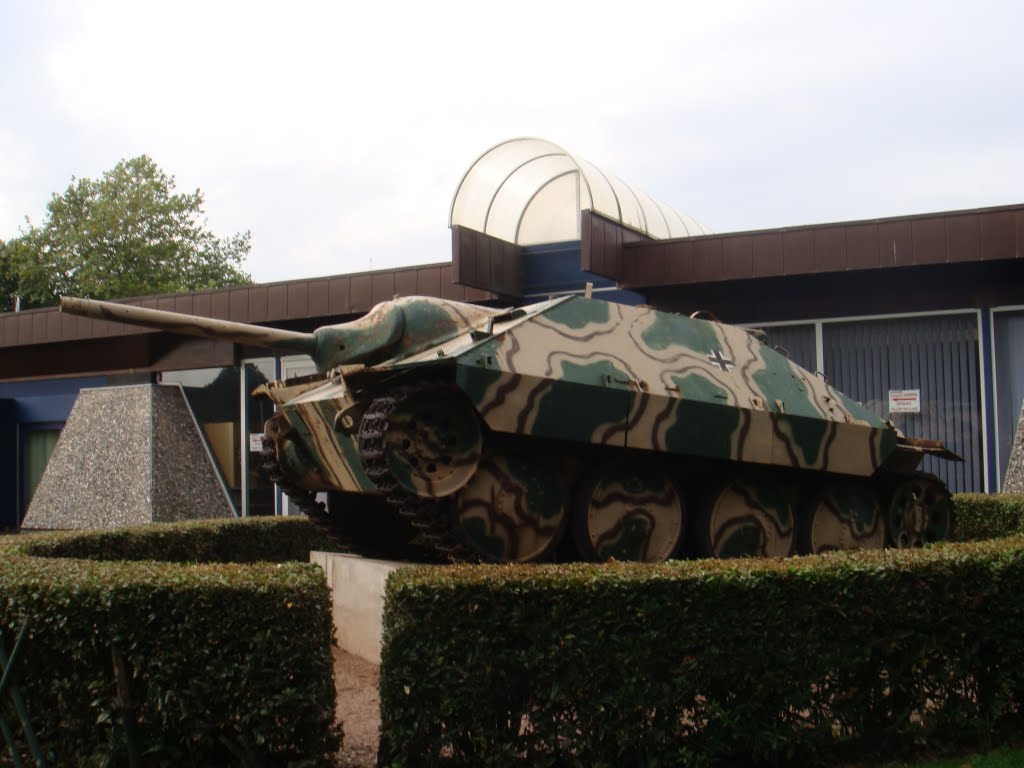 Jagdpanzer IV with a 75 mm antitank gun , Musee Memorial De La Battaille De Normandy,Bayeux by Hovsep Ohanian