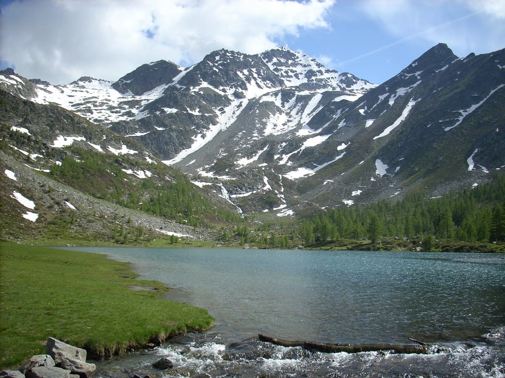 Lago d'Arpy by luca scandelli