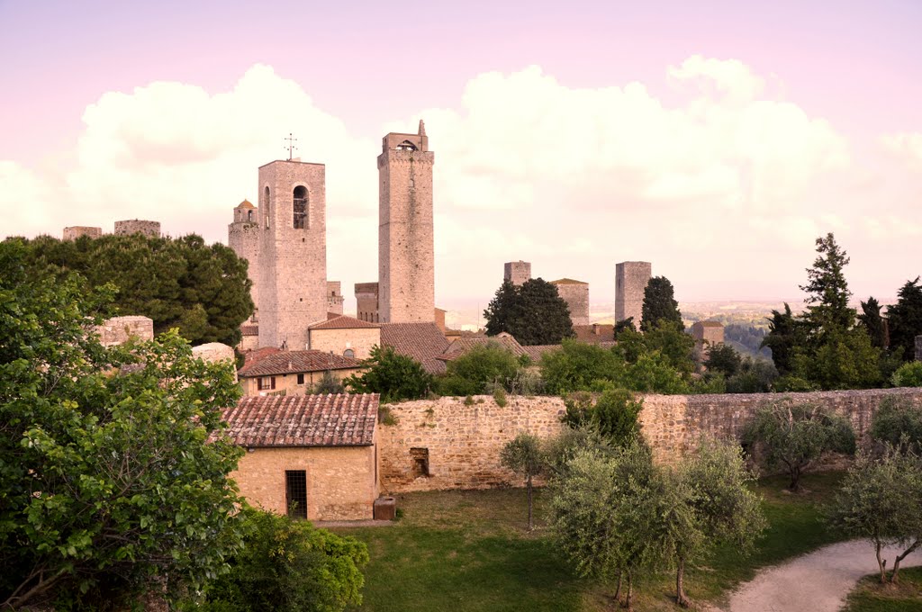 San Gimignano - Toscana - Italia by Francisco Carlos Bro…