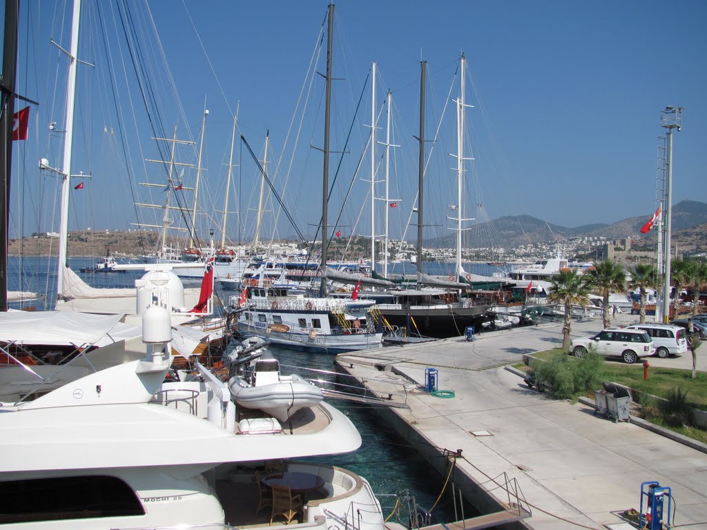 Port of bodrum by Evgeniy Tr