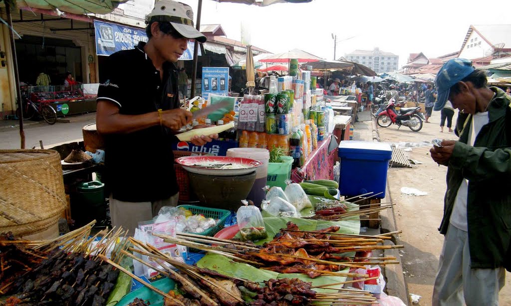 Pakse Market by Witchukan