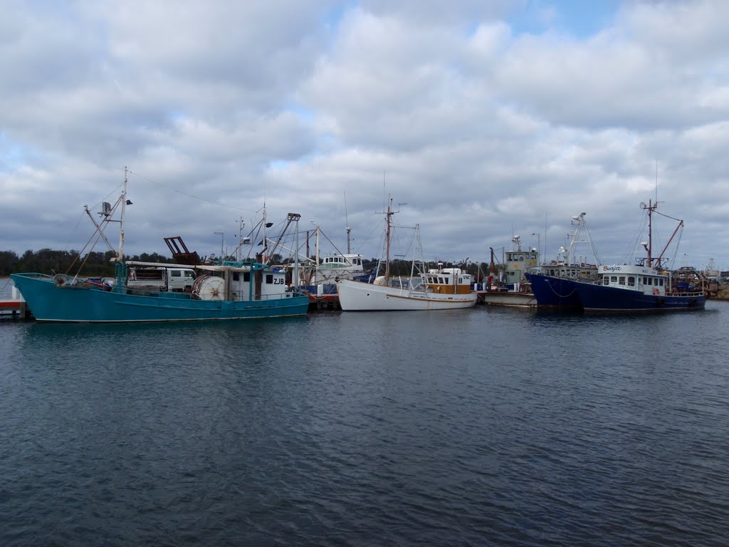 Lakes Entrance by salamafric