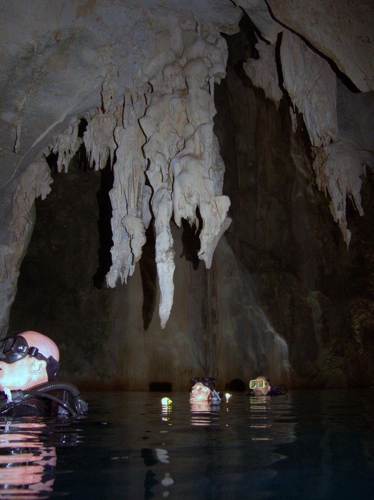 Philippines, Coron island, Cathedral cave inside by Anton Cherepov