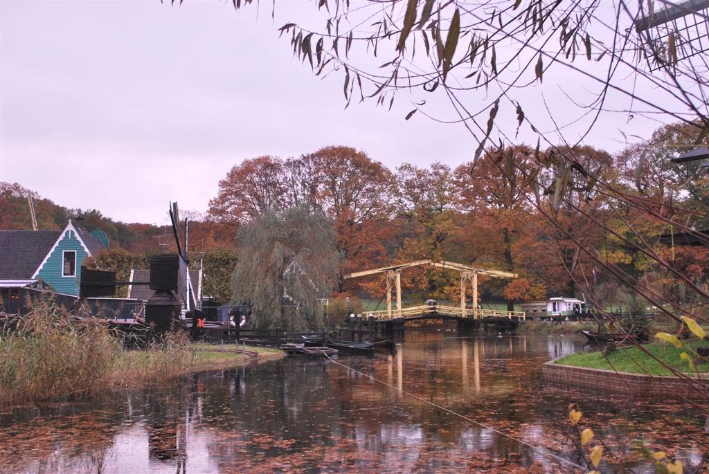 Noordoostelijk van Schaarsbergen, Arnhem, Netherlands by Joe Cost Budde