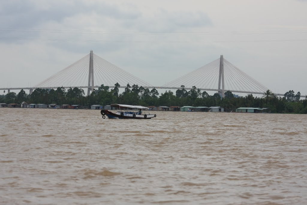 Cầu Rạch Miễu by Ngọc Viên Nguyễn