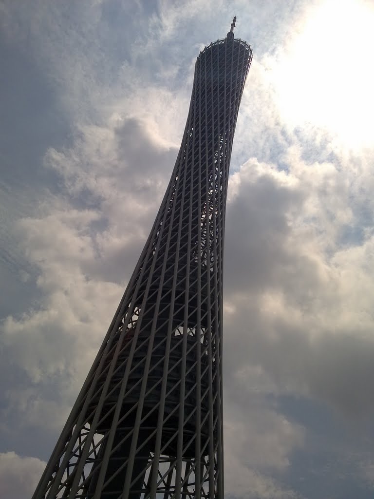 广州塔 Canton Tower by Besson Wang