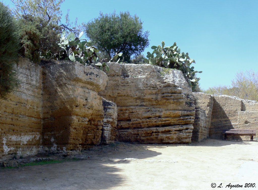 Agrigento ... Vallei dei Templi ... by Lohn Agoston