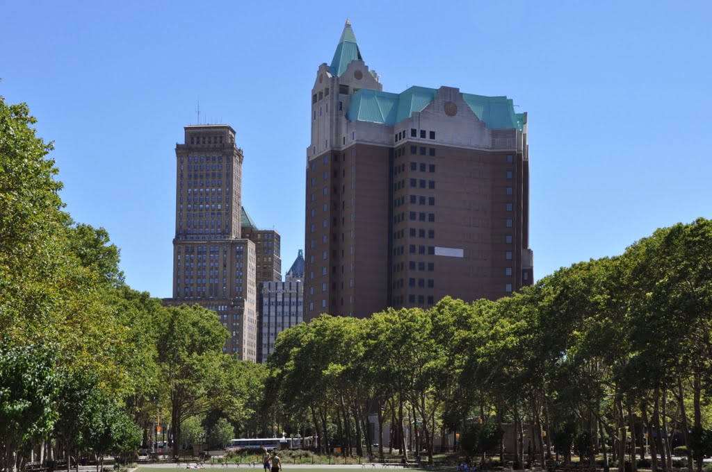 Cadman Plaza in Brooklyn, New York. by Nicola e Pina New York 2010