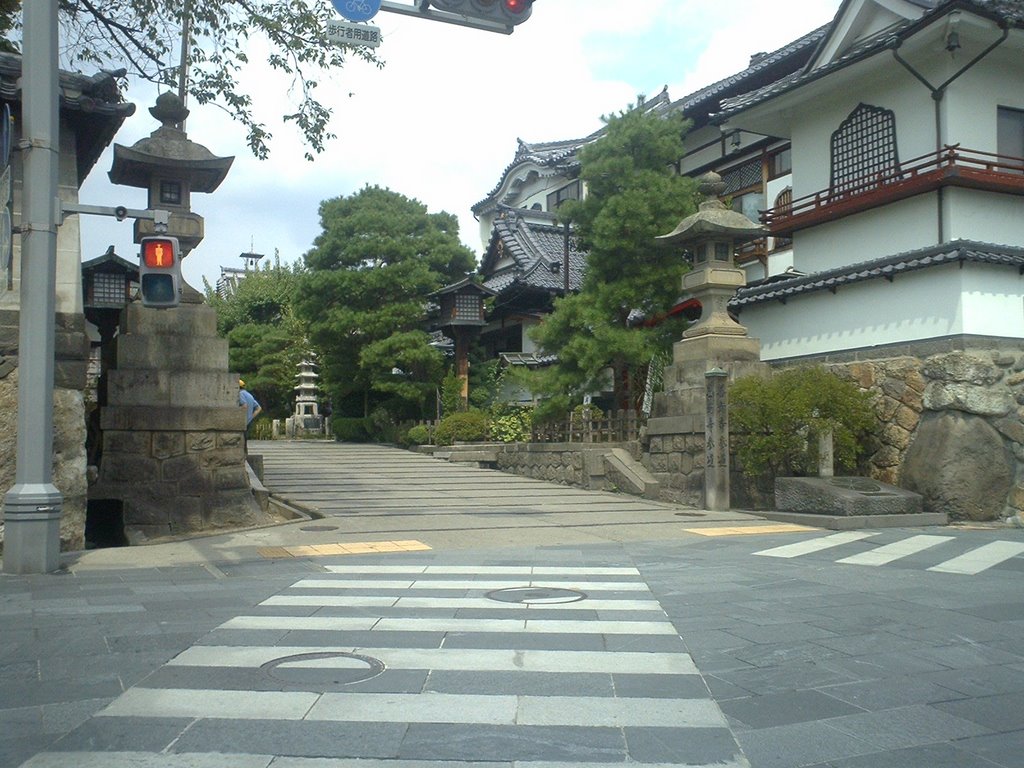 Entrance of Zenkoji - 善光寺入り口（長野県長野市） by friendD