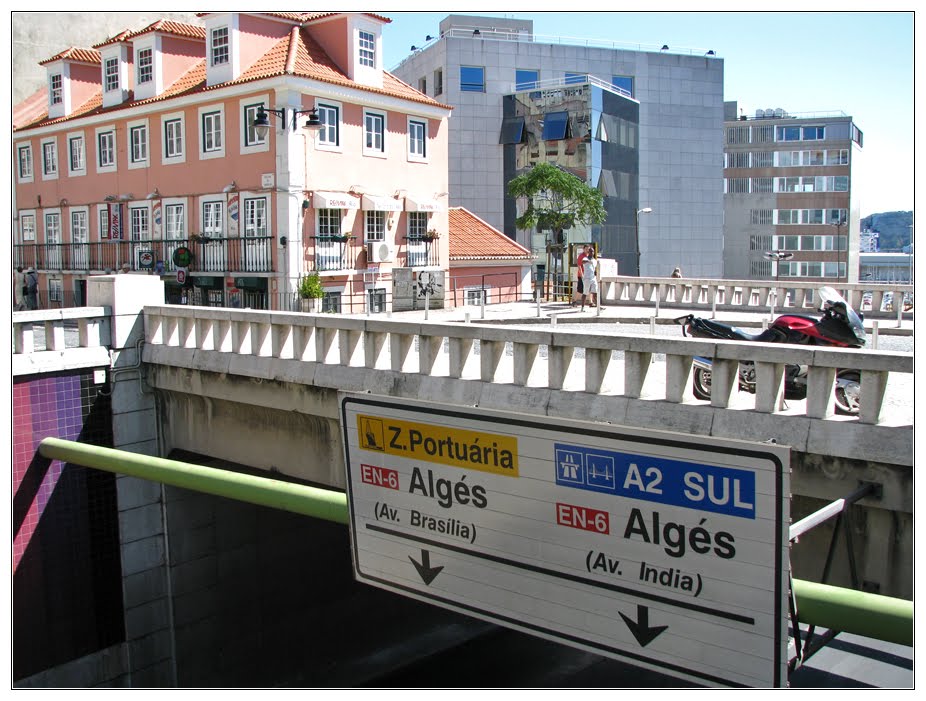 Avenida Infante Santo by André Barragon