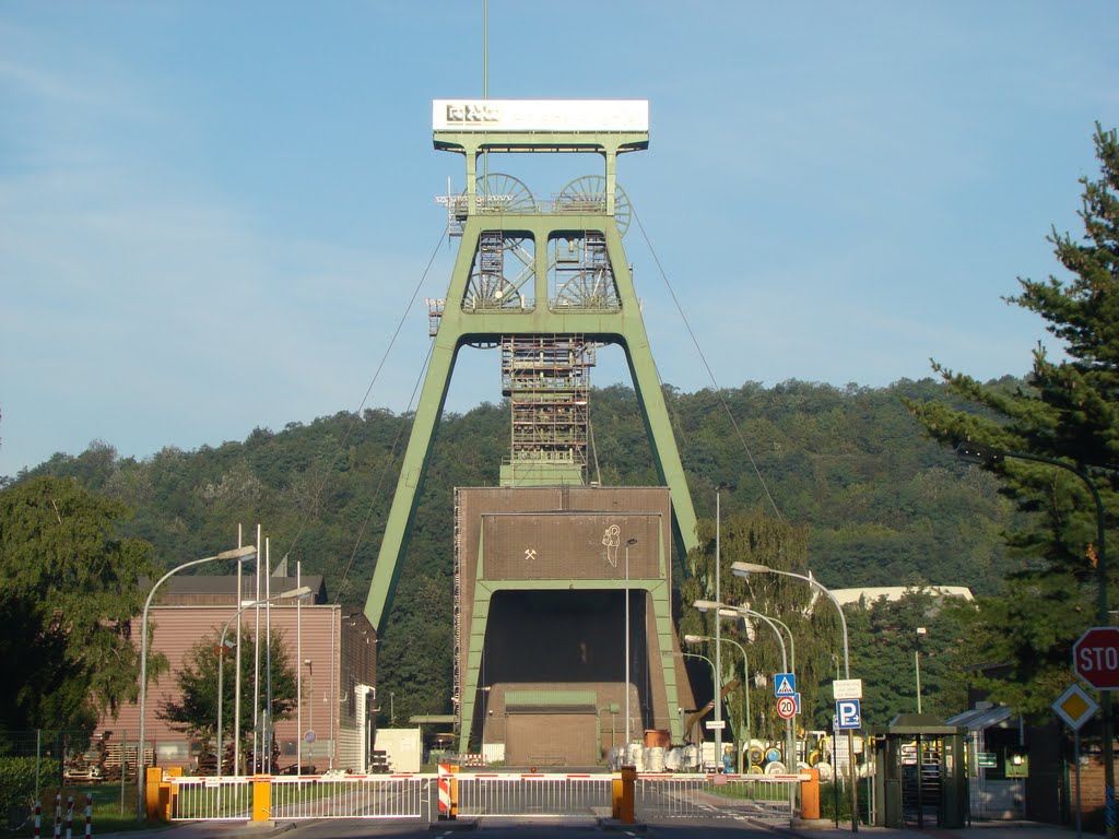 Bottrop (Bergwerk Prosper-Haniel,Schachtanlage Franz-Haniel 1/2) September 2010 by DortmundWestfalica