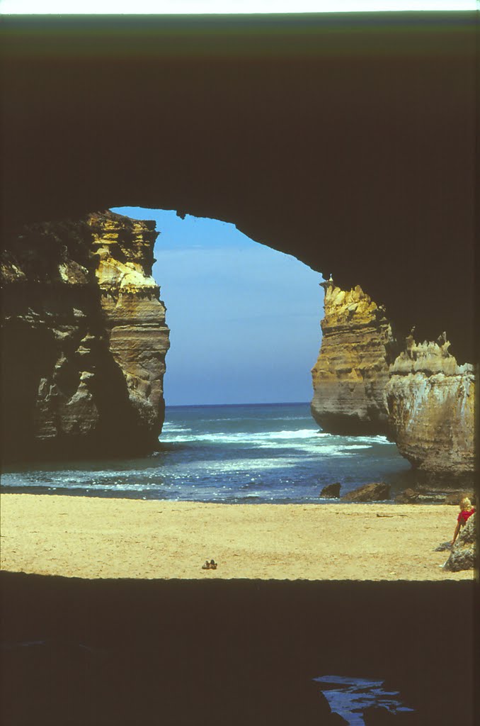 Australia 1990 by FOLIEN FISCHER