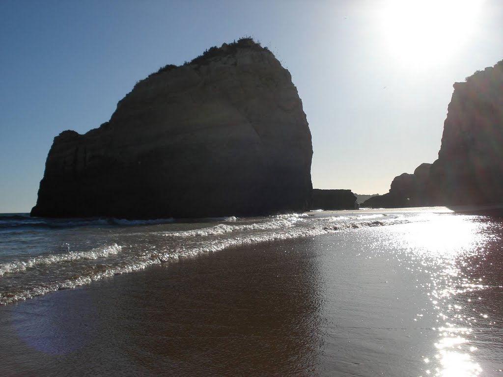 Praia dos três Castelos, Portimão by ricardo  c silva