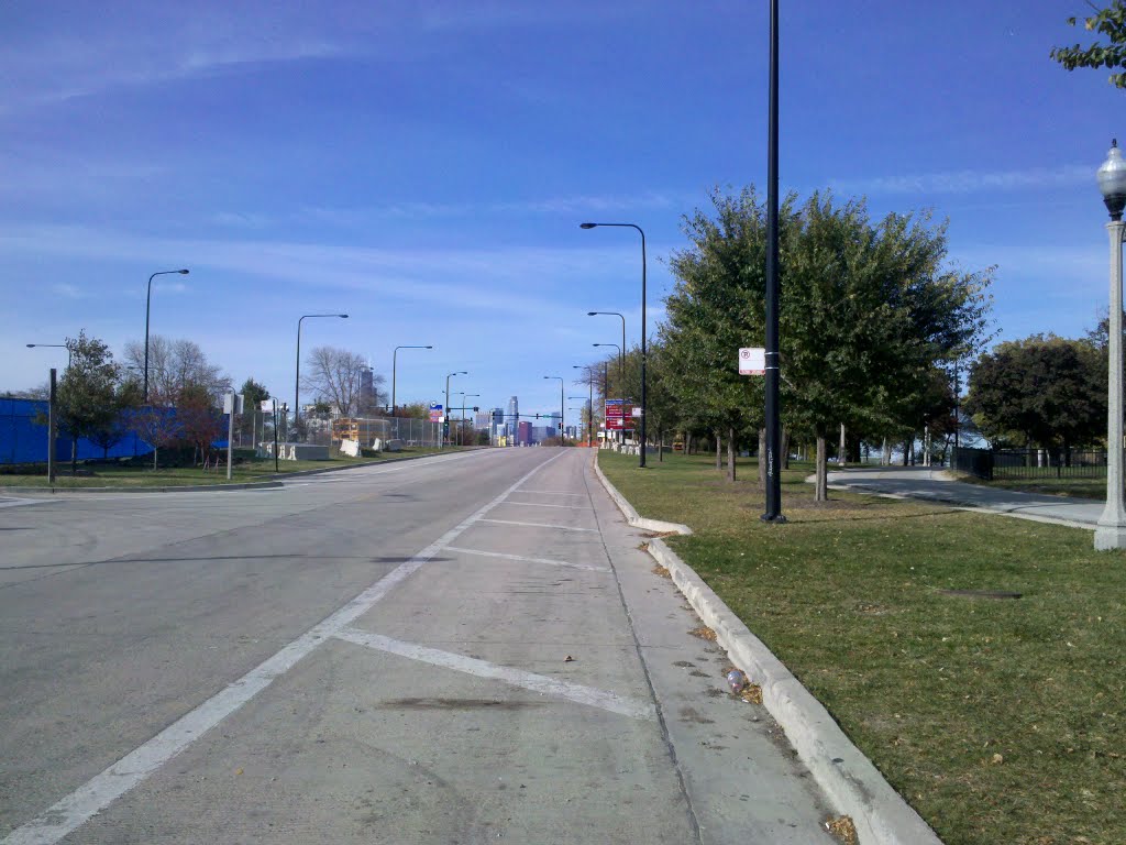 Parking lot facing downtown by dzierzbickim