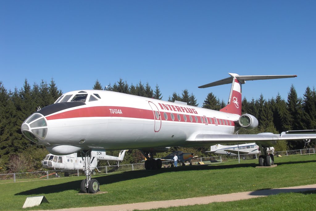 Interflug TU-134A 02 10-Oct-10 by Rune G. Becker (ⱤƓƂ)