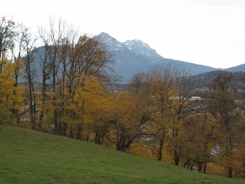 Hochstaufen im Herbst by Kruemelkoenig