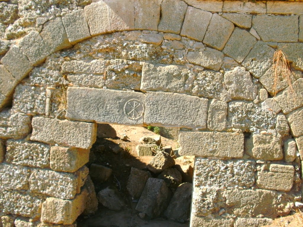 Türkei Mittelmeerküste Side Selimiye östliches Stadttor umgebaut zur frühchristlichen Bischofsstadt by Gottfried Hoffmann -…