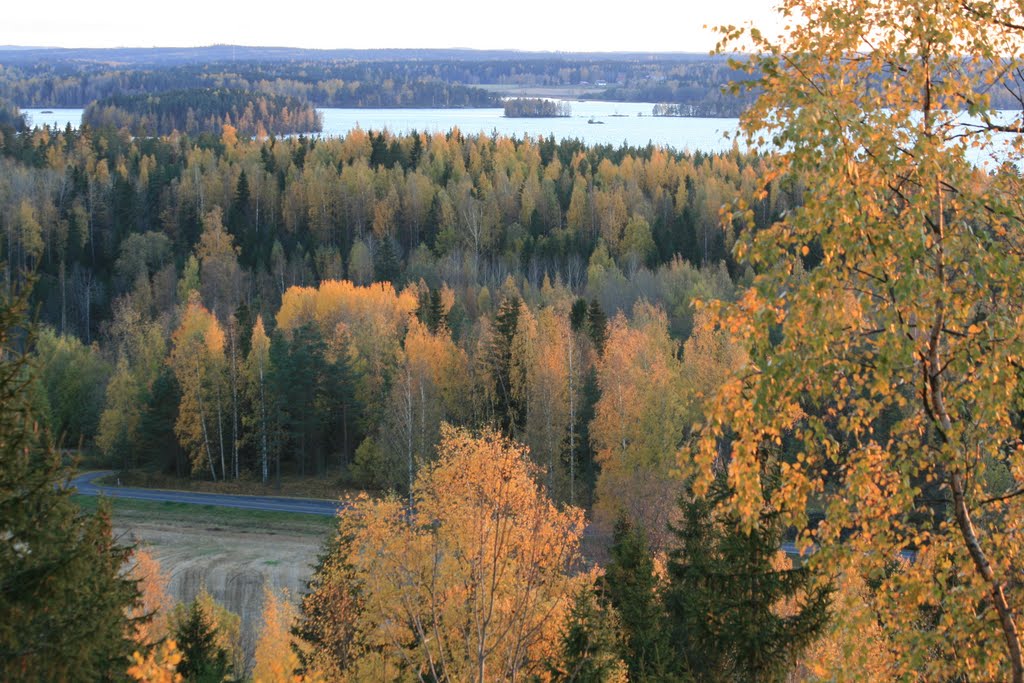 Beautiful autumn landscape (Enlarge!) by Markus Nikkilä Photoshooter86