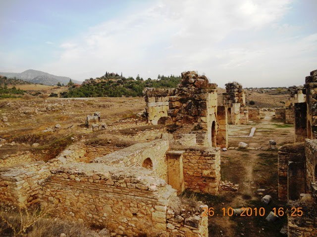 Turkey. Hierapolis. Мартирій Св. Пилипа. by Anatoliy TSoorka