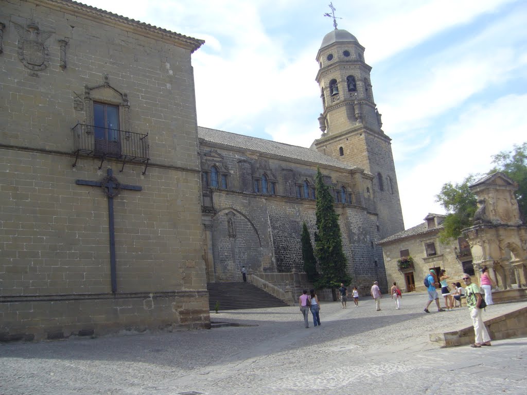 FACHADA PRINCIPAL DE LA CATEDRAL DE BAEZA by Manuel Acero Cruz