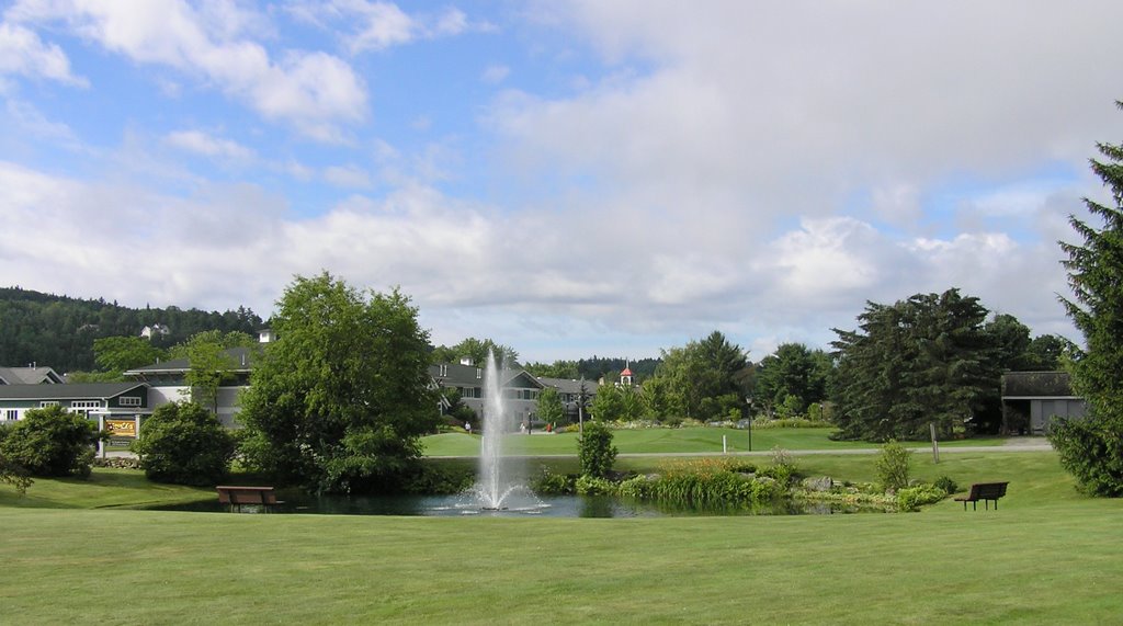 Fountain at Stoweflake Inn, in Stowe, VT by Phil Comeau