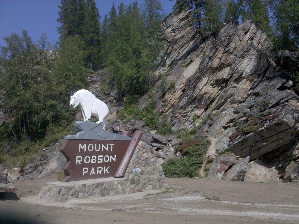 East Portal to Mt. Robson Provincial Park by donaldb