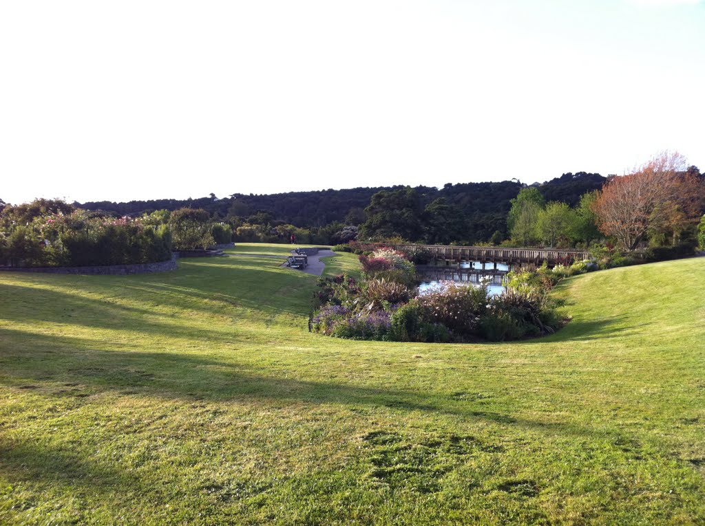 A side of the Botanical Gardens by Yaman Kaytaz